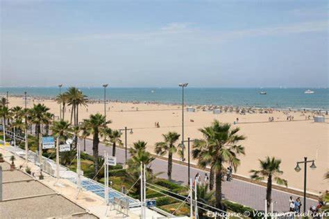 Your home at Valencia, Marina Real - Three-Bedroom Apartment - 31