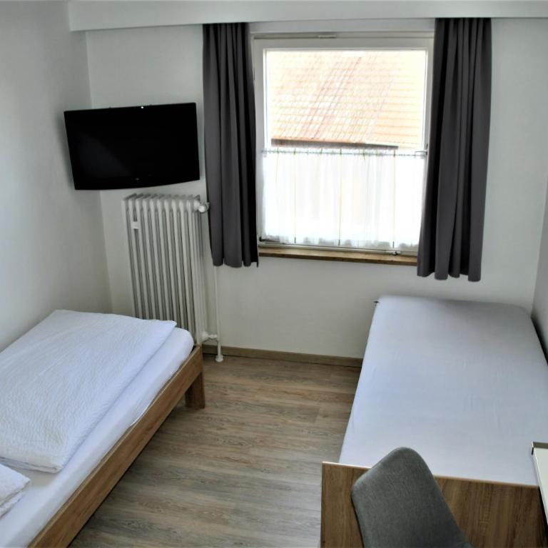 Haus am Bach - Kleines Zweibettzimmer - 9