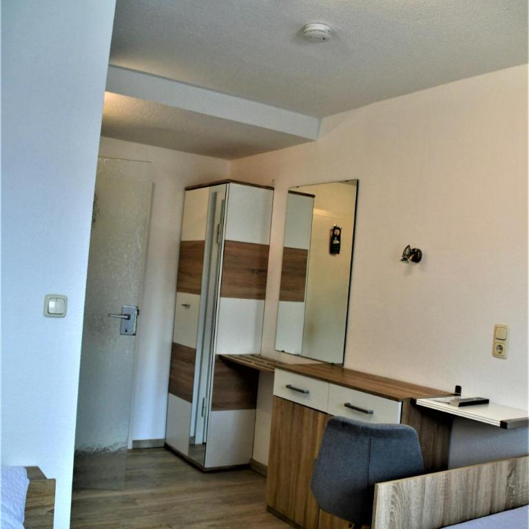 Haus am Bach - Kleines Zweibettzimmer - 5