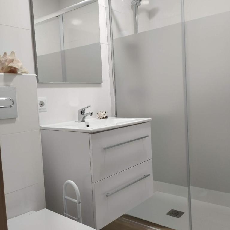 Casa Tritons - Three-Bedroom House - 14