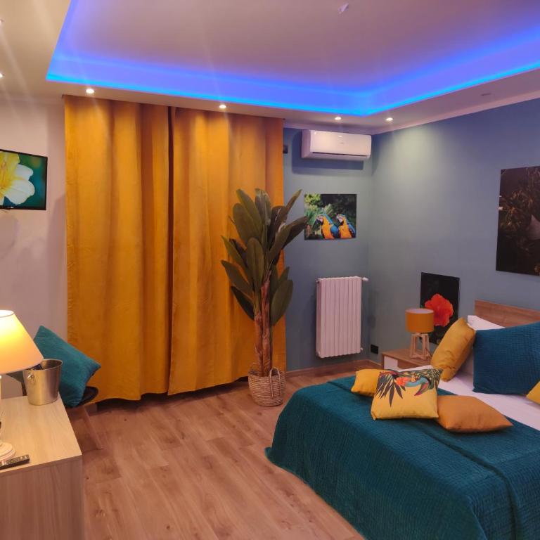 Suite Maison Tropical - Luxury Apartment con Jacuzzi - Bari Centro - Appartamento con 2 Camere da Letto - 32