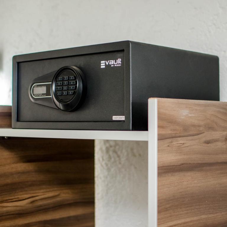 La Reina Hotel - Habitación Triple con baño - 7