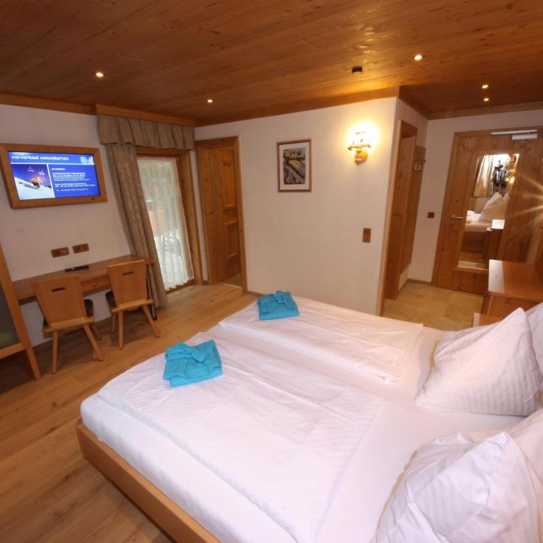 Hike & Bike, Wellness & Ski Guesthouse TALHEIMER since 1958 inklusive Therme TAUERN SPA & Jokercard - Studio mit Balkon - 14