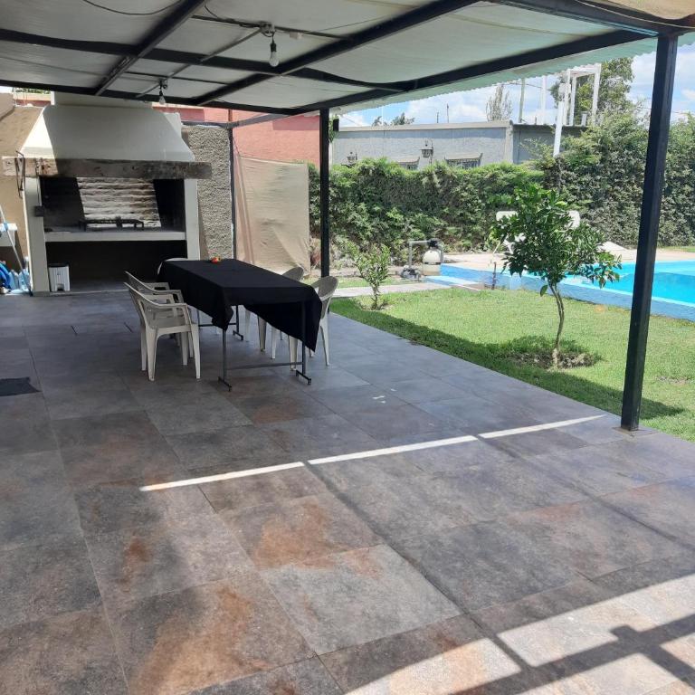 Casa con Piscina en Vistalba para 8 personas - Three-Bedroom House - 4