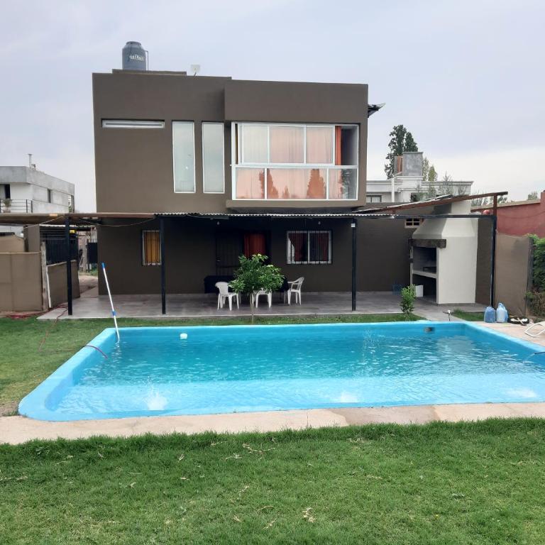 Casa con Piscina en Vistalba para 8 personas - Three-Bedroom House - 10