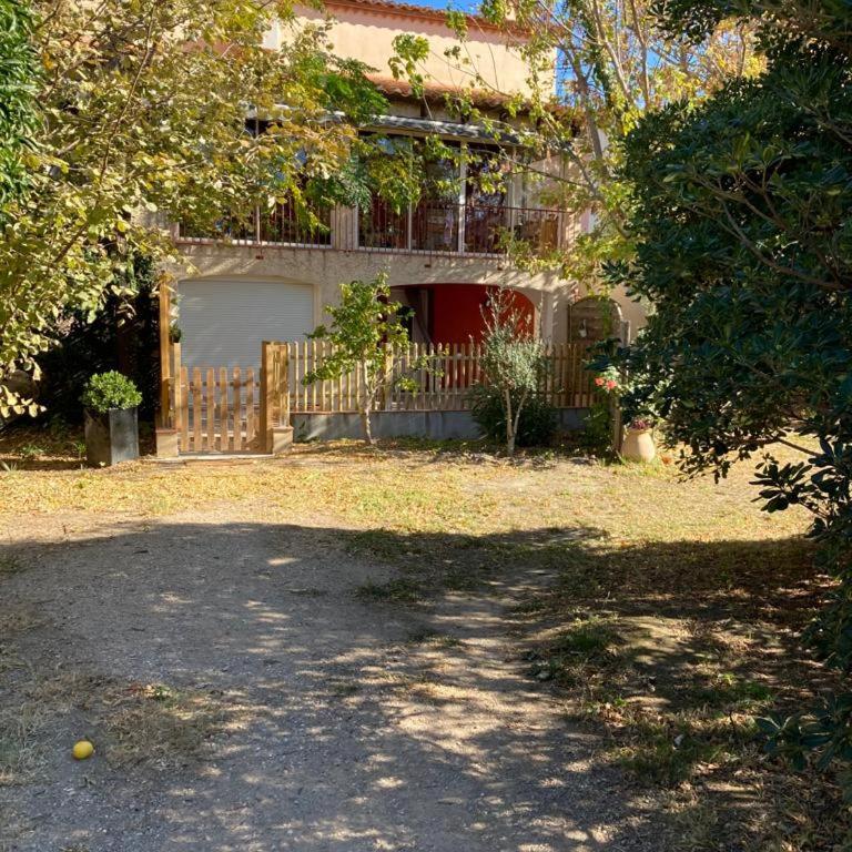 meublé au calme à 1 minute de la plage - Two-Bedroom Apartment - 8
