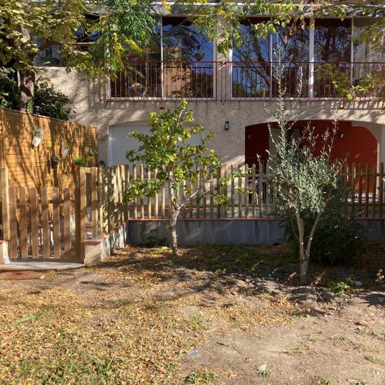 meublé au calme à 1 minute de la plage - Two-Bedroom Apartment - 9