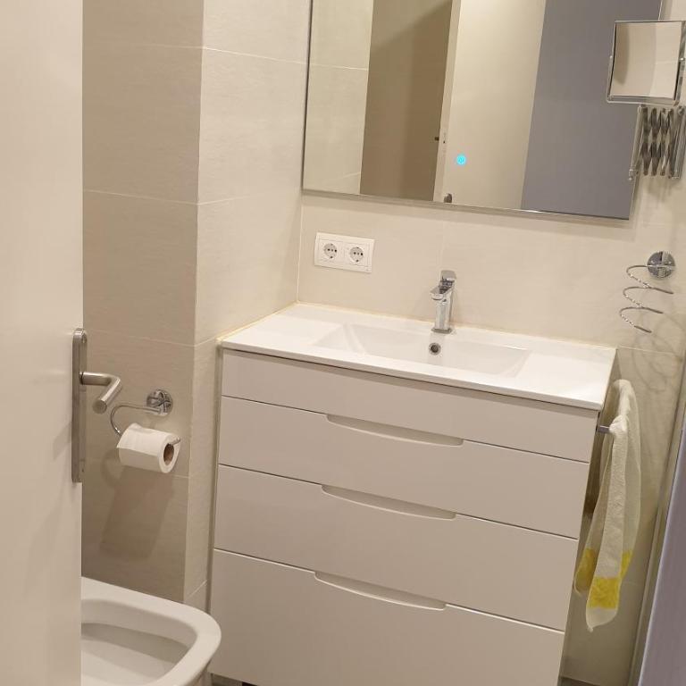 Apartament Boutique Sota Campanar a Cadaqués - Apartamento - 2 niveles - 14