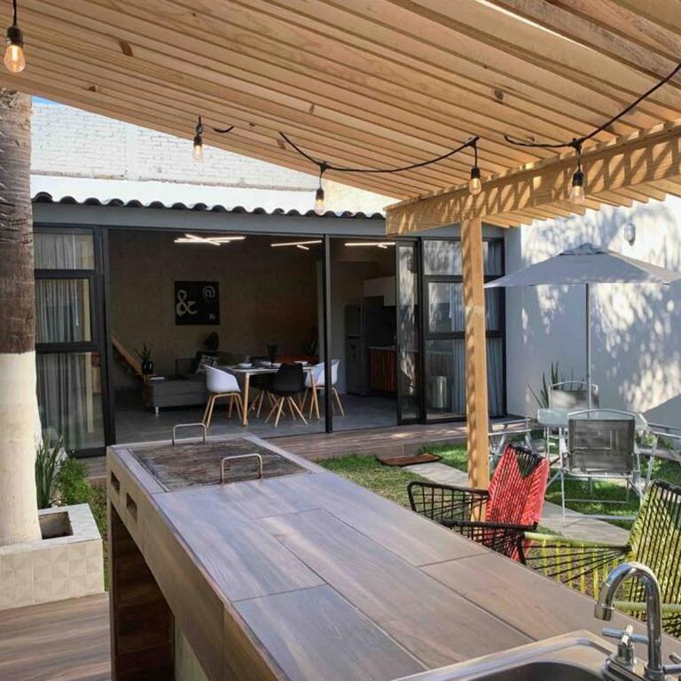 La Terraza Home - Vacation Home - 13