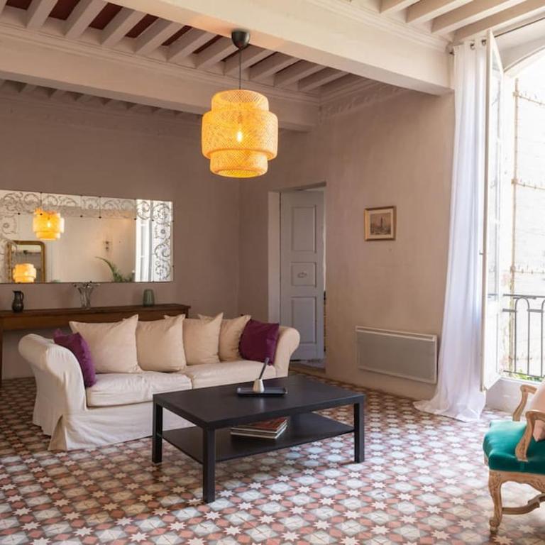 Private Mansion, completely renovated with swimming pool, in historical center - Villa con piscina privada - 24