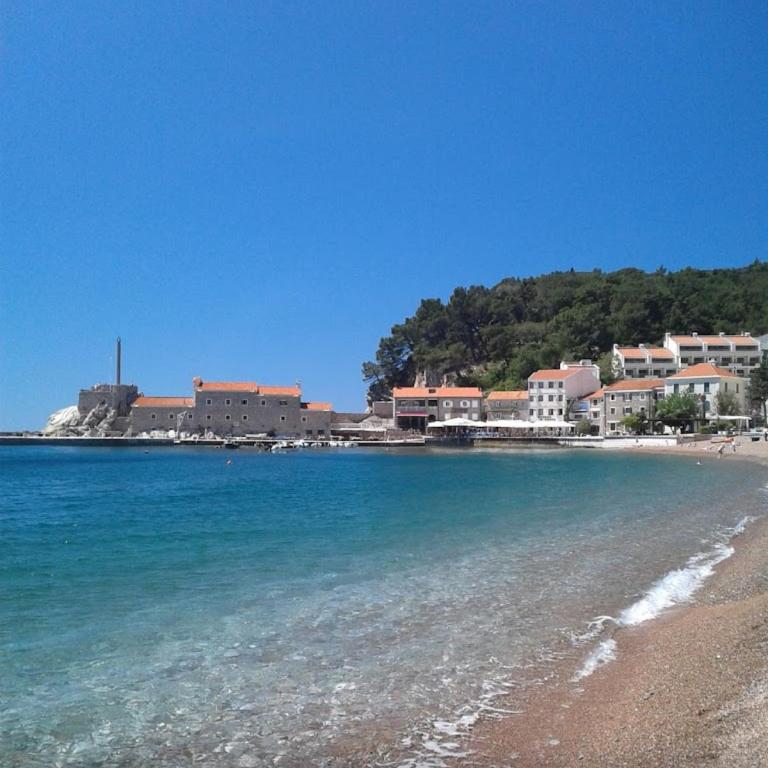 Petrovac Bay Monte - Three-Bedroom Apartment - 1