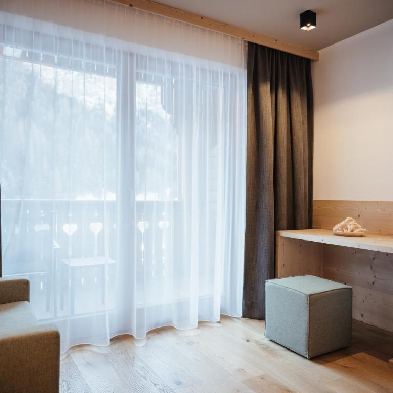Berghotel Sanví - Camera Superior Matrimoniale/Doppia con Letti Singoli con Balcone - 16