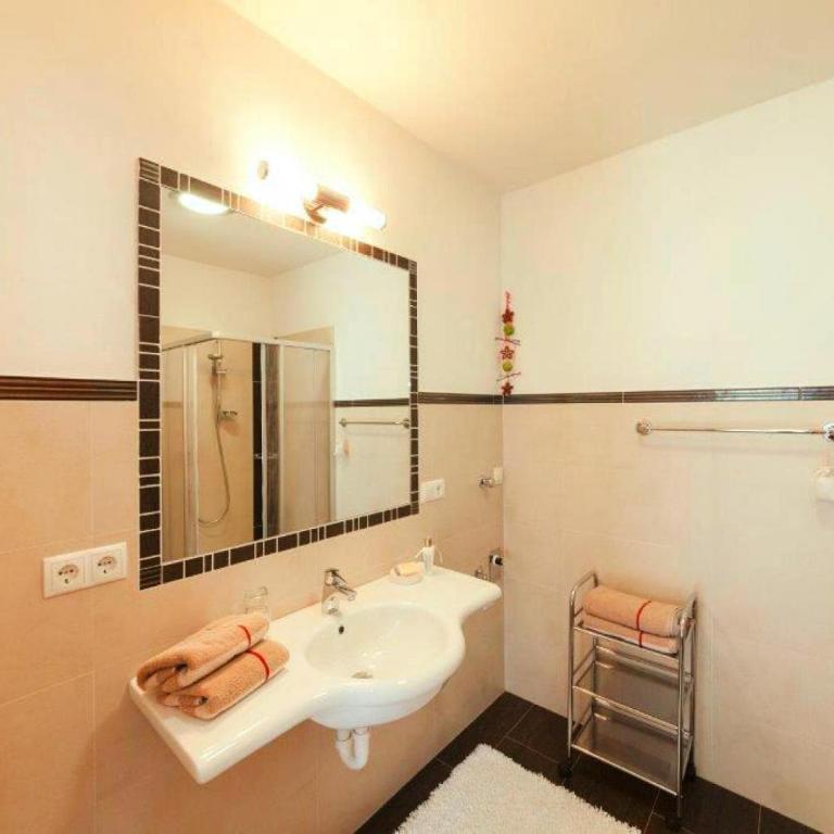 Apartment in Dolomites with Pool Access - Apartamento de 2 dormitorios - 27