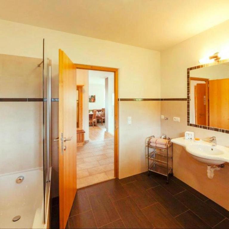 Apartment in Dolomites with Pool Access - Apartamento de 2 dormitorios - 15