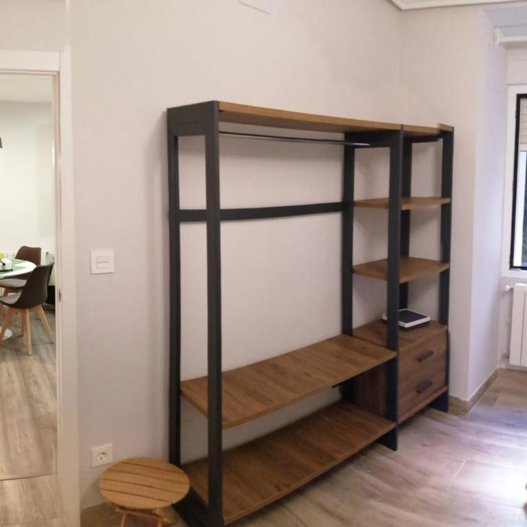 Lugar especial, gran patio, junto al ayuntamiento - Two-Bedroom Apartment - 20