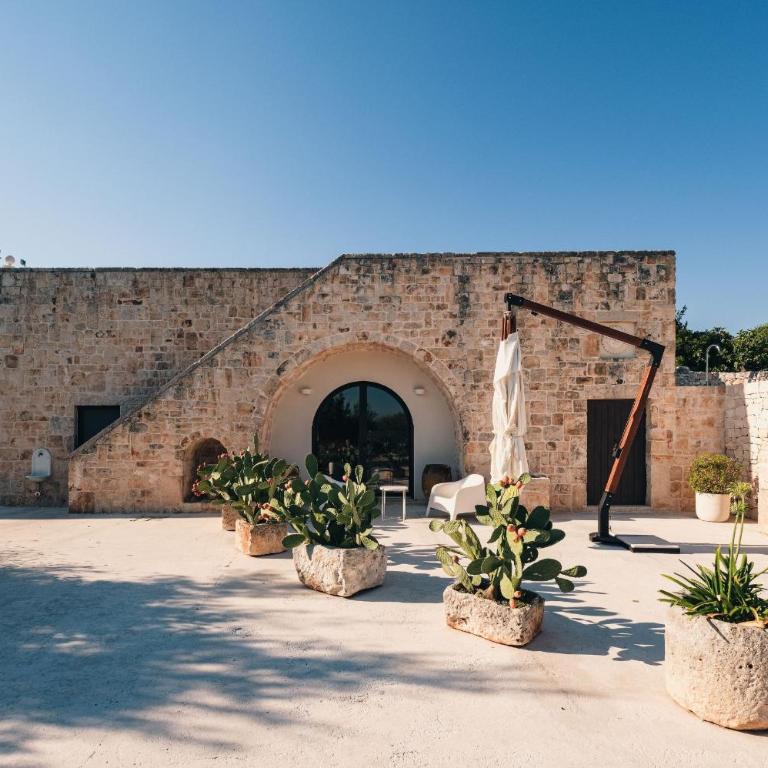 HelloAPULIA - Masseria Minetta, Scenic Villa Escape - Pet friendly - Villa con Piscina Privata - 2