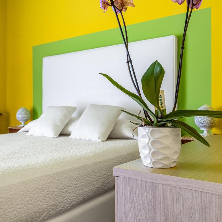 La Vita è Bella - De Vivo Realty Sorrento - Two-Bedroom Apartment - 23