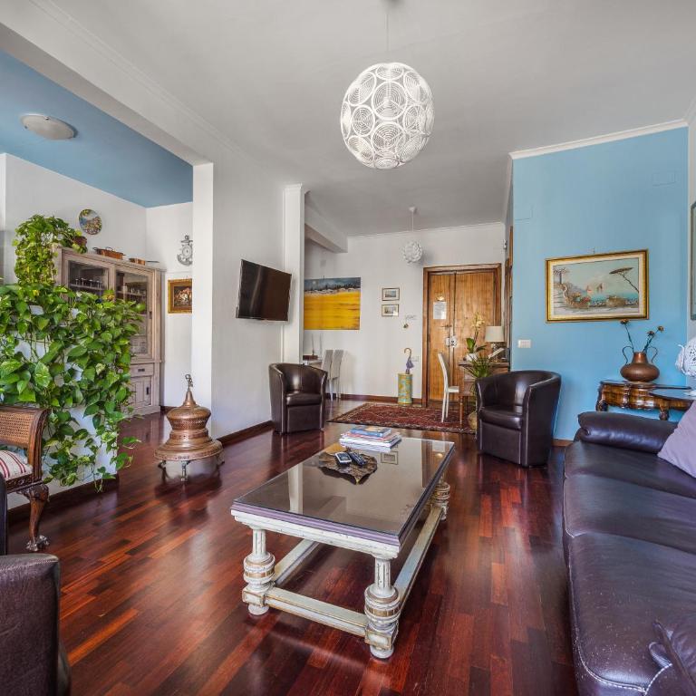La Vita è Bella - De Vivo Realty Sorrento - Two-Bedroom Apartment - 8