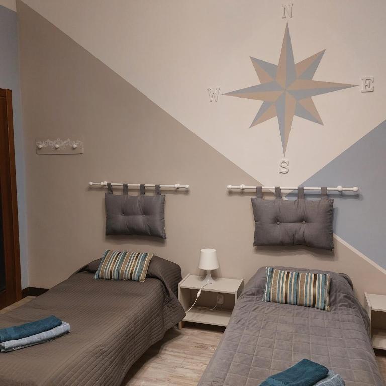 B&B Empire 1970 - Triple Room with Shared Bathroom - 7