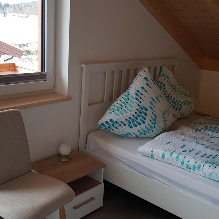 Ferienwohnung Gelb - Chiemgau Karte - Apartment mit Blick auf die Berge - 15