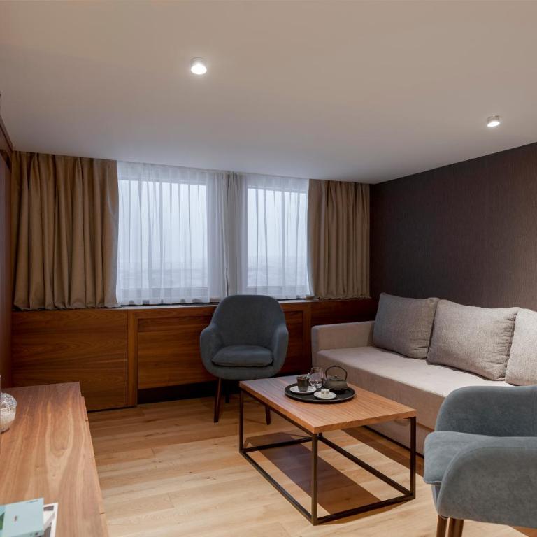 Hotel Grand Kopaonik - Executive Suite - 2