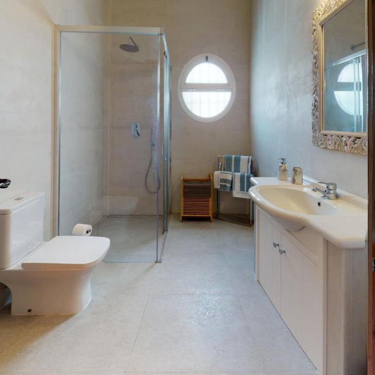 5 Bedroom-PrivatePool-Balcony-Sea View-Nerja - Habitación Doble con vistas al parque - 18