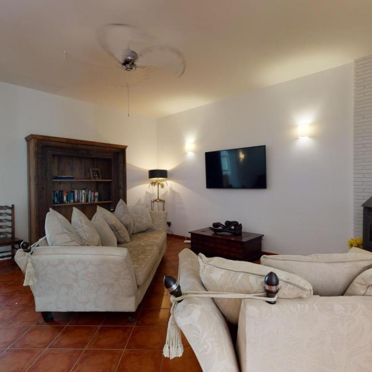 5 Bedroom-PrivatePool-Balcony-Sea View-Nerja - Habitación Doble con vistas al parque - 14