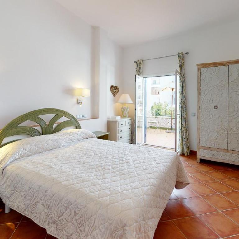 5 Bedroom-PrivatePool-Balcony-Sea View-Nerja - Habitación Doble con vistas al parque - 19
