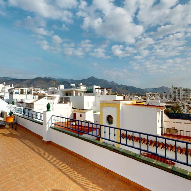 5 Bedroom-PrivatePool-Balcony-Sea View-Nerja - Habitación Doble con vistas al parque - 5