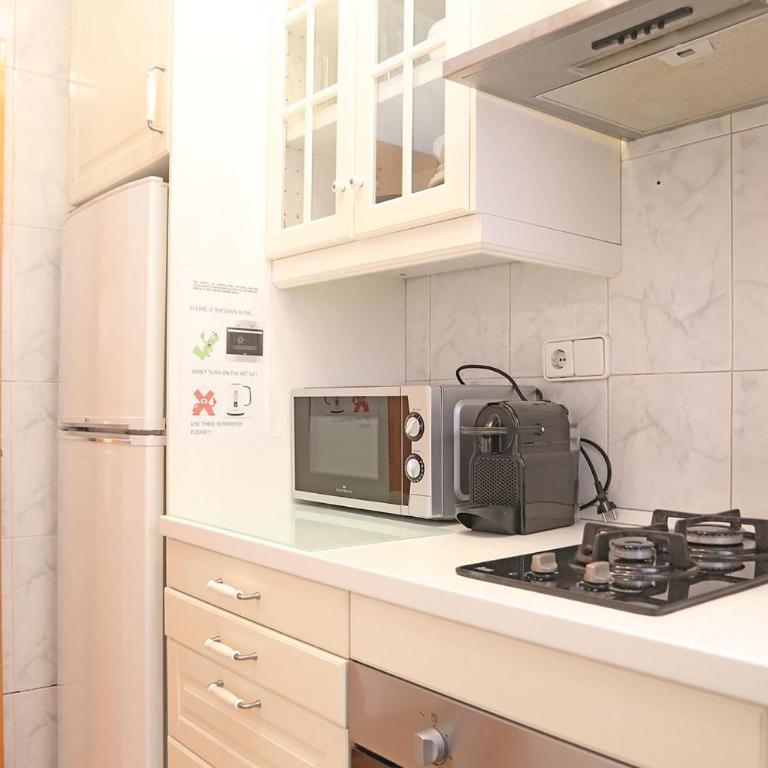 Bcn-rentals apartments in the Old town - Standard Two-Bedroom Apartment - 17