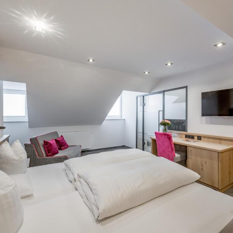 Hotel Garni Christine - Standard Doppelzimmer - 2