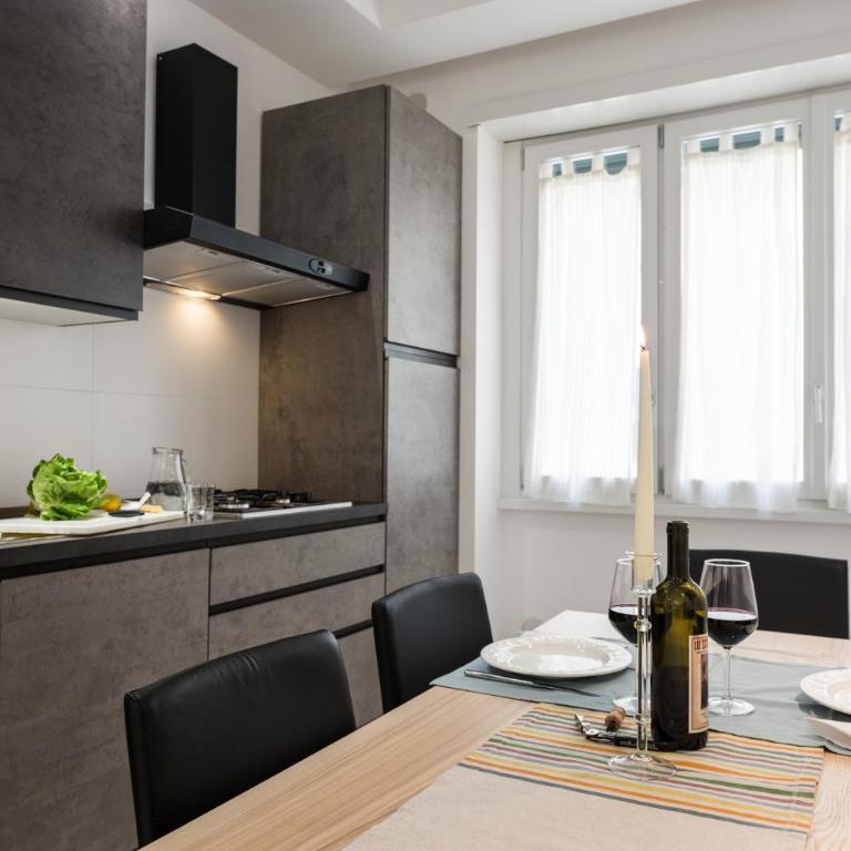 Vatican Townhouse - Three-Bedroom Apartment - 9