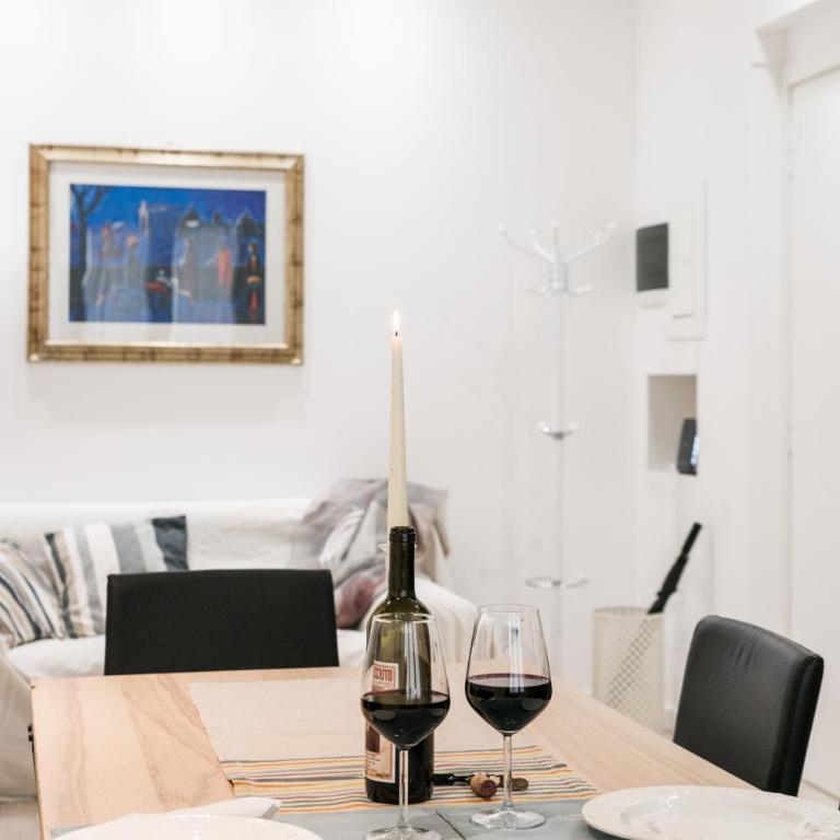 Vatican Townhouse - Three-Bedroom Apartment - 8