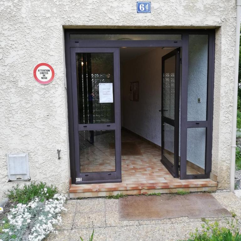 APPARTEMENT T3 60M2 à Briançon dans résidence calme avec 7 couchages - Appartement 2 Chambres - 22