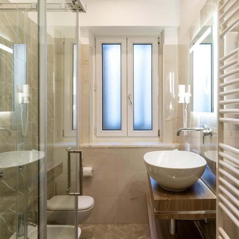 Hotel Victoria - Superior Double Room - 6
