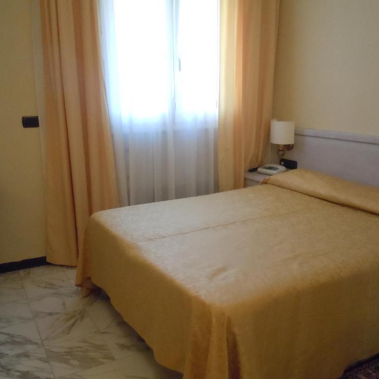 Hotel Due Mari - Camera Matrimoniale Standard - 2