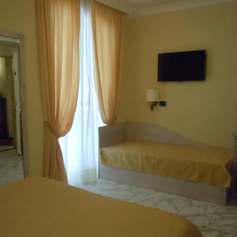 Hotel Due Mari - Camera Matrimoniale Standard - 4