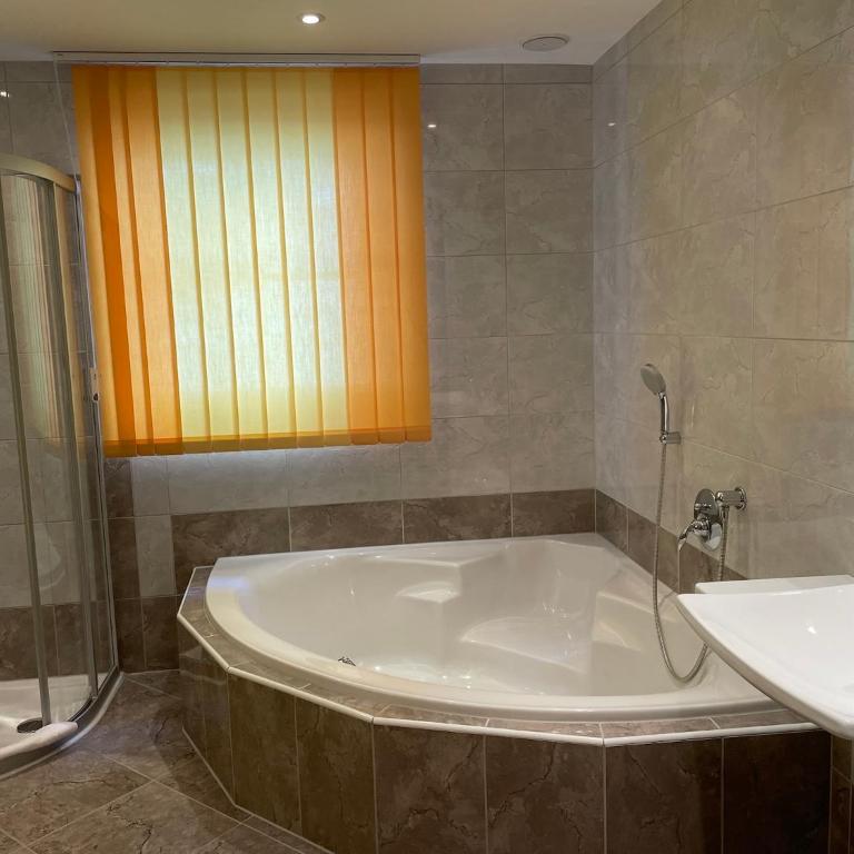 Villa Michelle - Apartment mit 3 Schlafzimmern - 12