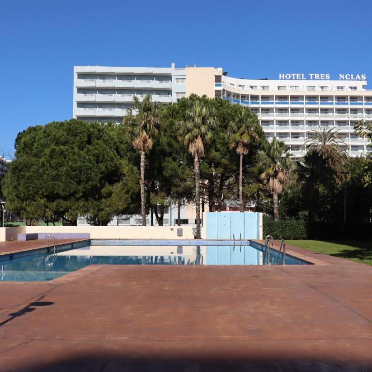Moderno apartamento. La mejor urbanización Gandia. - Apartamento de 2 dormitorios - 43