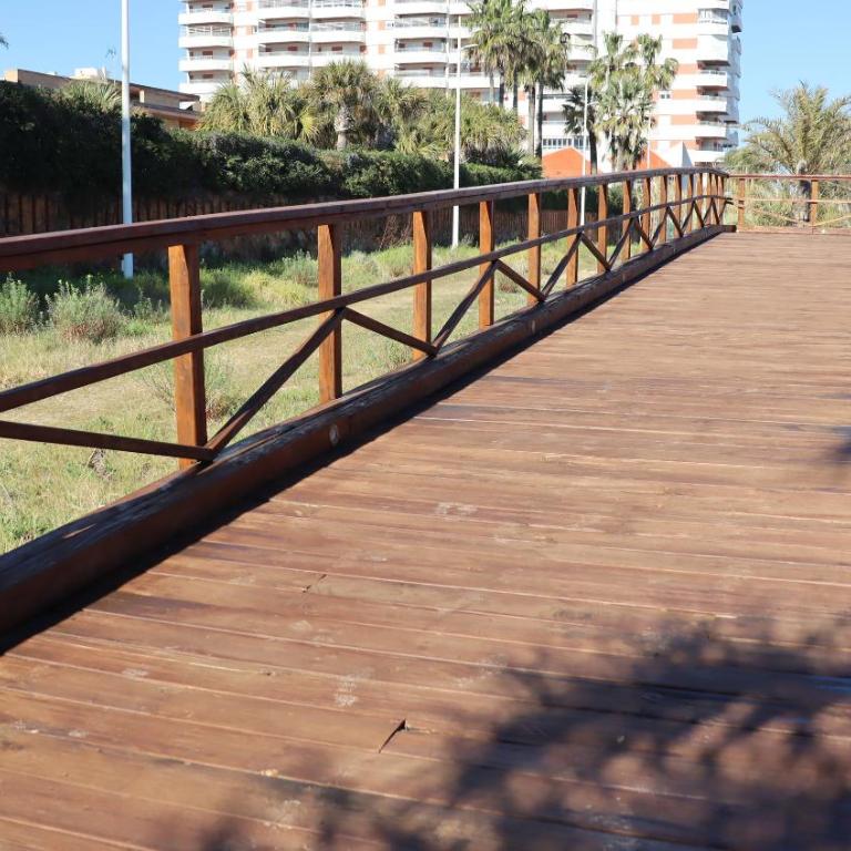 Moderno apartamento. La mejor urbanización Gandia. - Apartamento de 2 dormitorios - 41