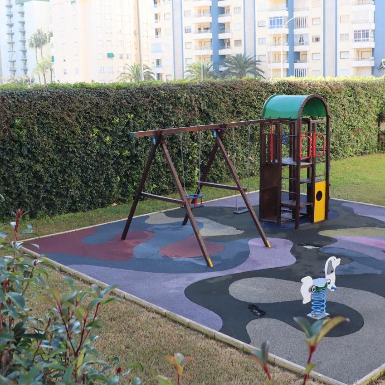 Moderno apartamento. La mejor urbanización Gandia. - Apartamento de 2 dormitorios - 59