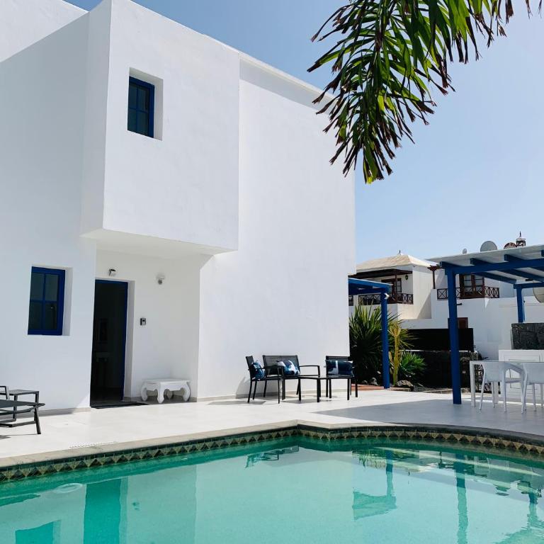 Fashion Villa Armonia, heated pool - Villa Deluxe - 1