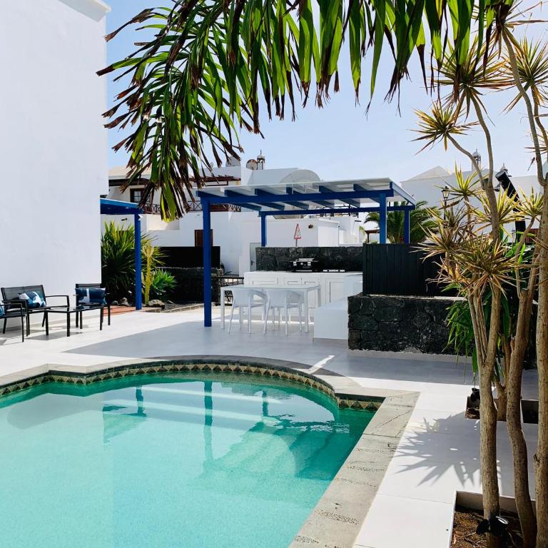 Fashion Villa Armonia, heated pool - Villa Deluxe - 27