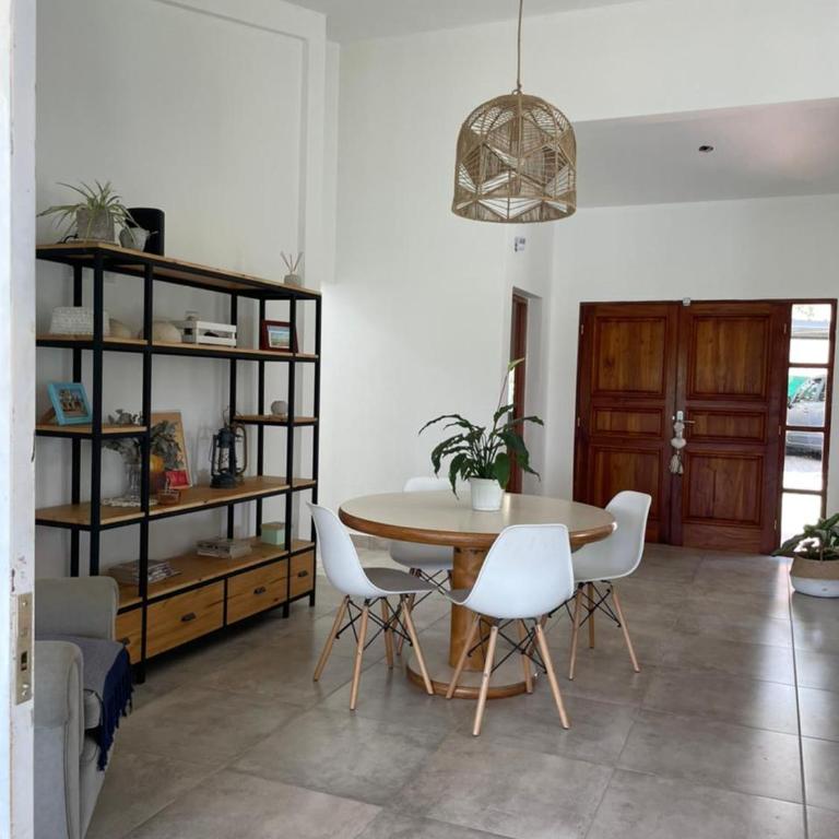 DIVINA Y COMODA CASA EN SAN LORENZO PARA 5 PERSONAS!! - Casa de 3 dormitorios - 12