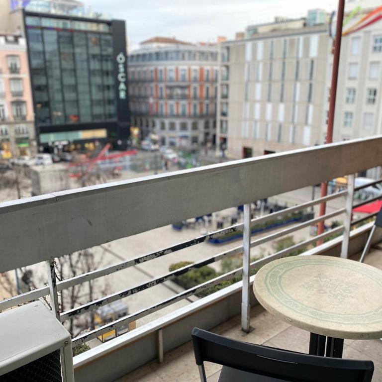 Estudio Doble con Balcon en Madrid Centro (Chueca) - One-Bedroom Apartment - 16