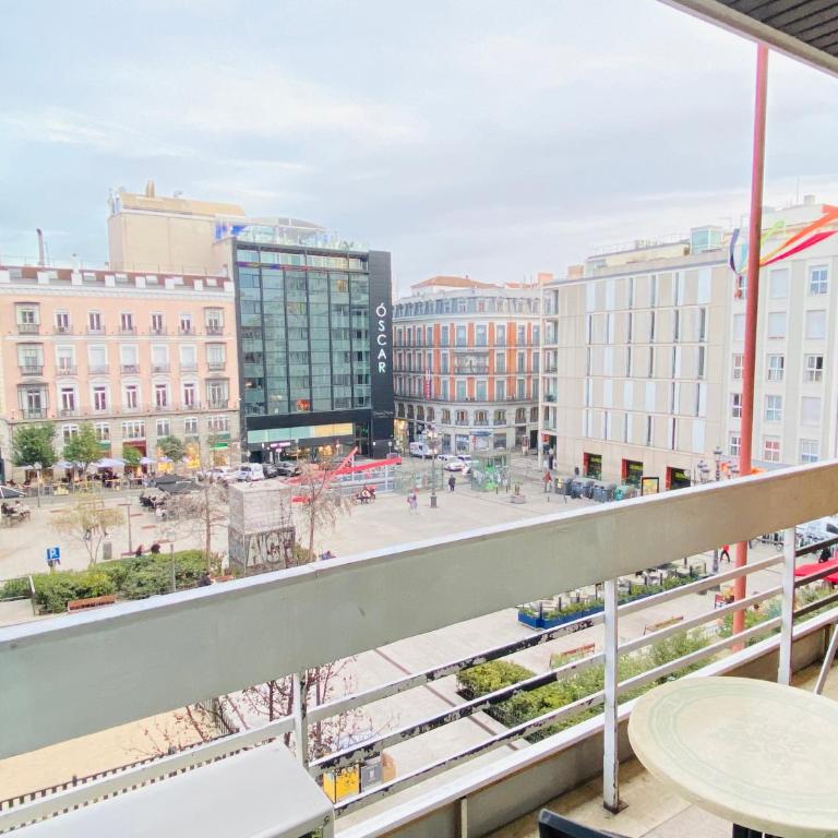 Estudio Doble con Balcon en Madrid Centro (Chueca) - One-Bedroom Apartment - 17
