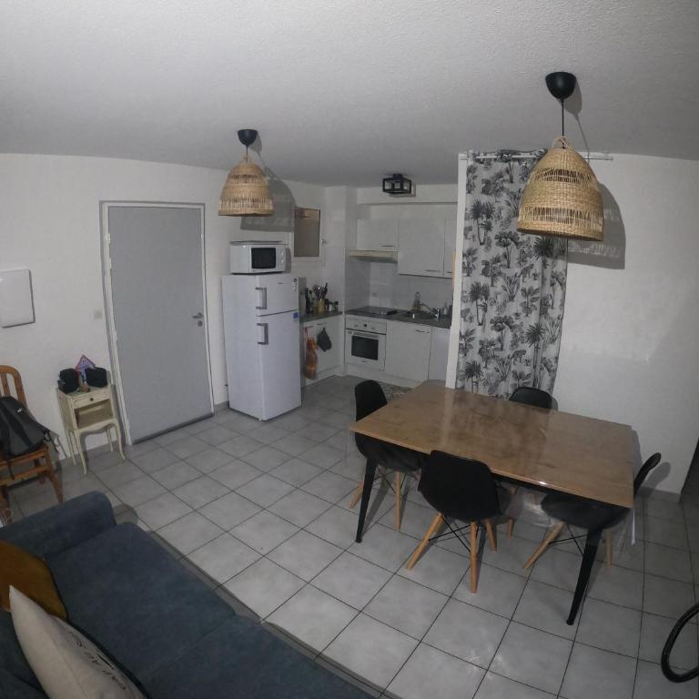 T3 PIEDS DANS L'EAU CLIM WIFI TERRASSE VUE MER - Apartamento de 2 dormitorios - 7