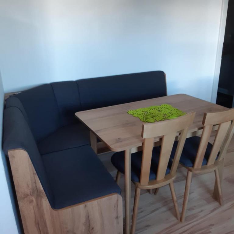Apartment Sabrina - Familienzimmer mit Bad - 2