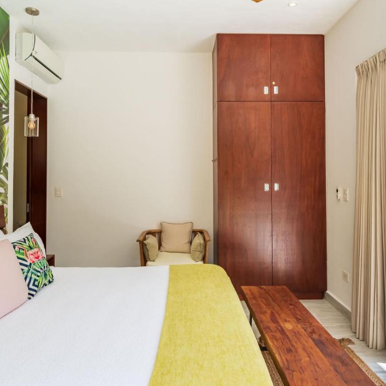 Villa Ek'Balam & Villa Flamingo, Luxury Villas, Private Pool, Private Garden, Jacuzzi, 24h Security - Three-Bedroom Villa 3 - 21