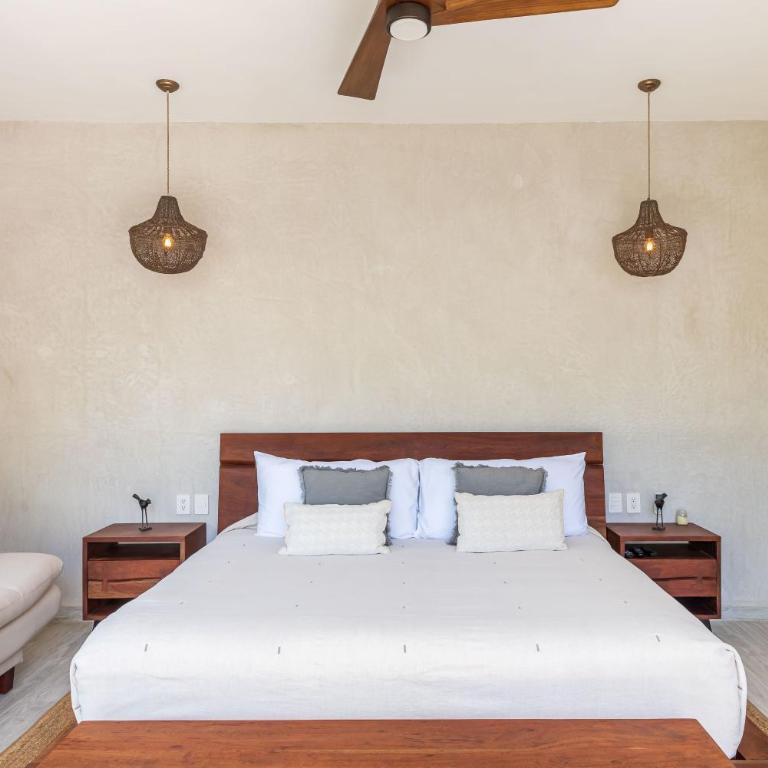 Villa Ek'Balam & Villa Flamingo, Luxury Villas, Private Pool, Private Garden, Jacuzzi, 24h Security - Three-Bedroom Villa 3 - 10